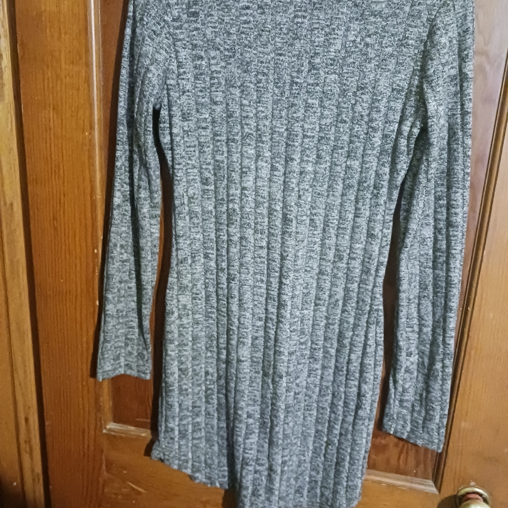 Dress - Picture 4 of 4